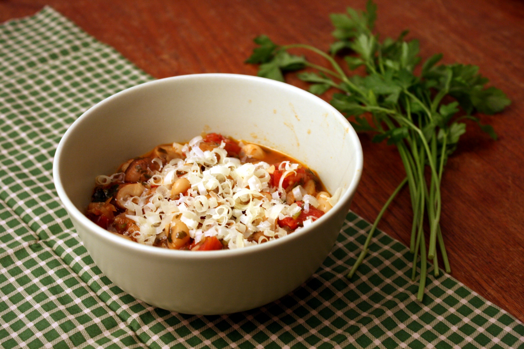 mushroom cannelini and tomato stew