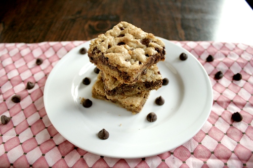 chocolate chip cookie bars