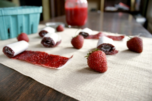 spicy strawberry fruit roll-ups
