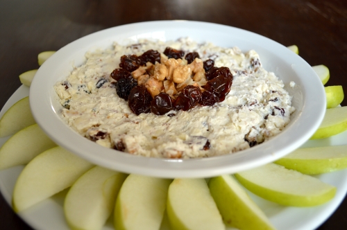 blue cheese walnut and raisin dip