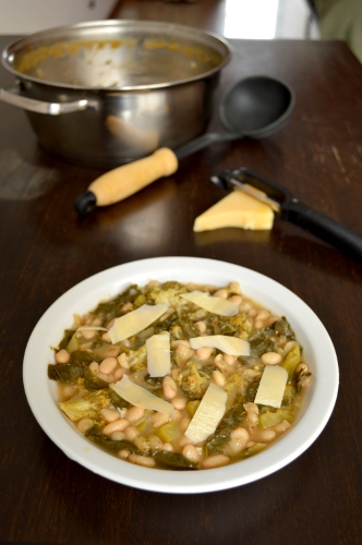 broccoli and white bean soup