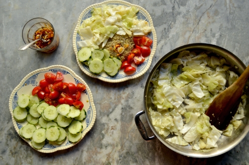 thai stir-fried cabbage